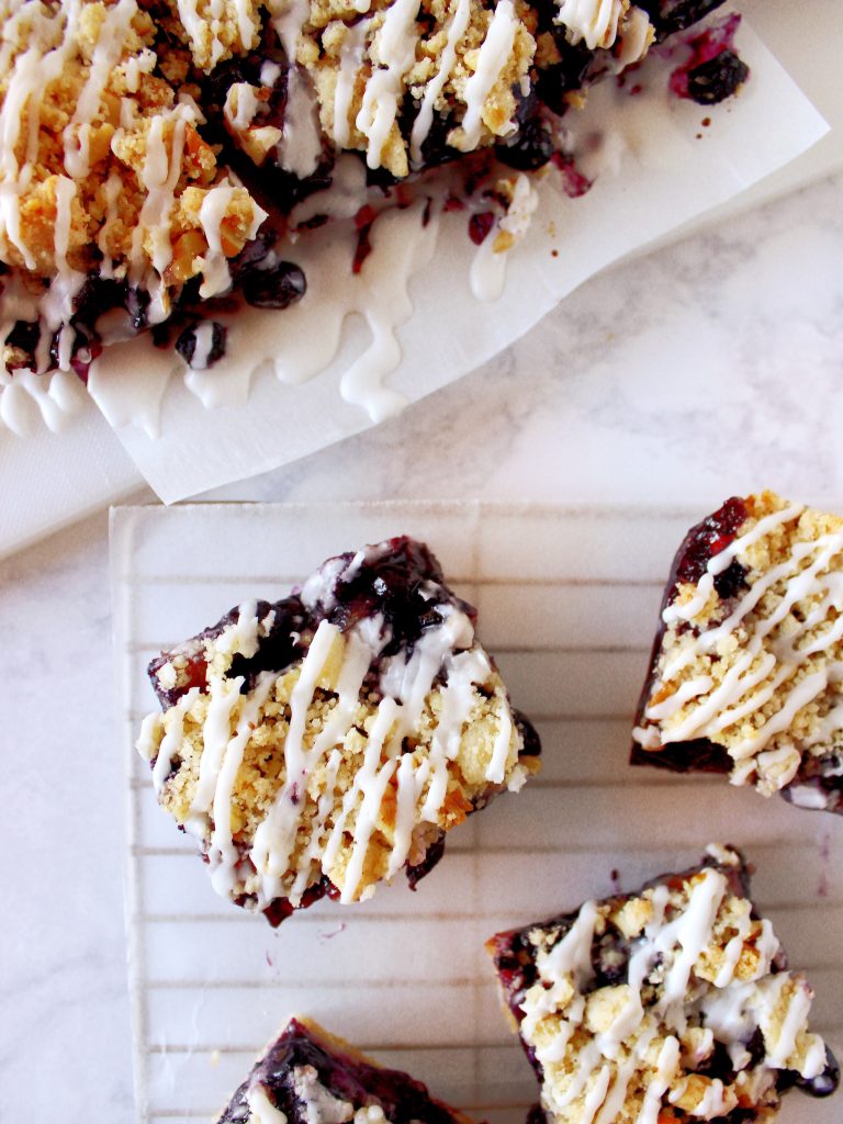 Blueberry Peach Crumble Bars